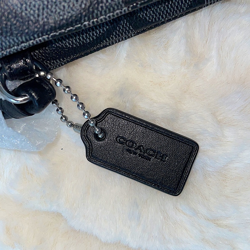 Coach Double Corner Zip Wristlet In Signature Canvas - Picture 5 of 8